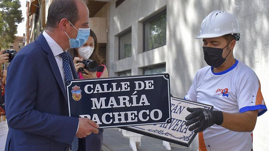 El alcalde de Guadalajara responde: "Una ciudad decente no puede dedicar calles a quienes llevaron a cabo un golpe de estado”