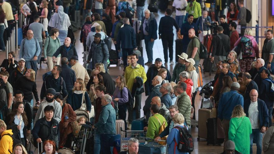 Continúan los retrasos y cancelaciones por el ciberataque en los aeropuertos de Londres, Berlín y Bruselas