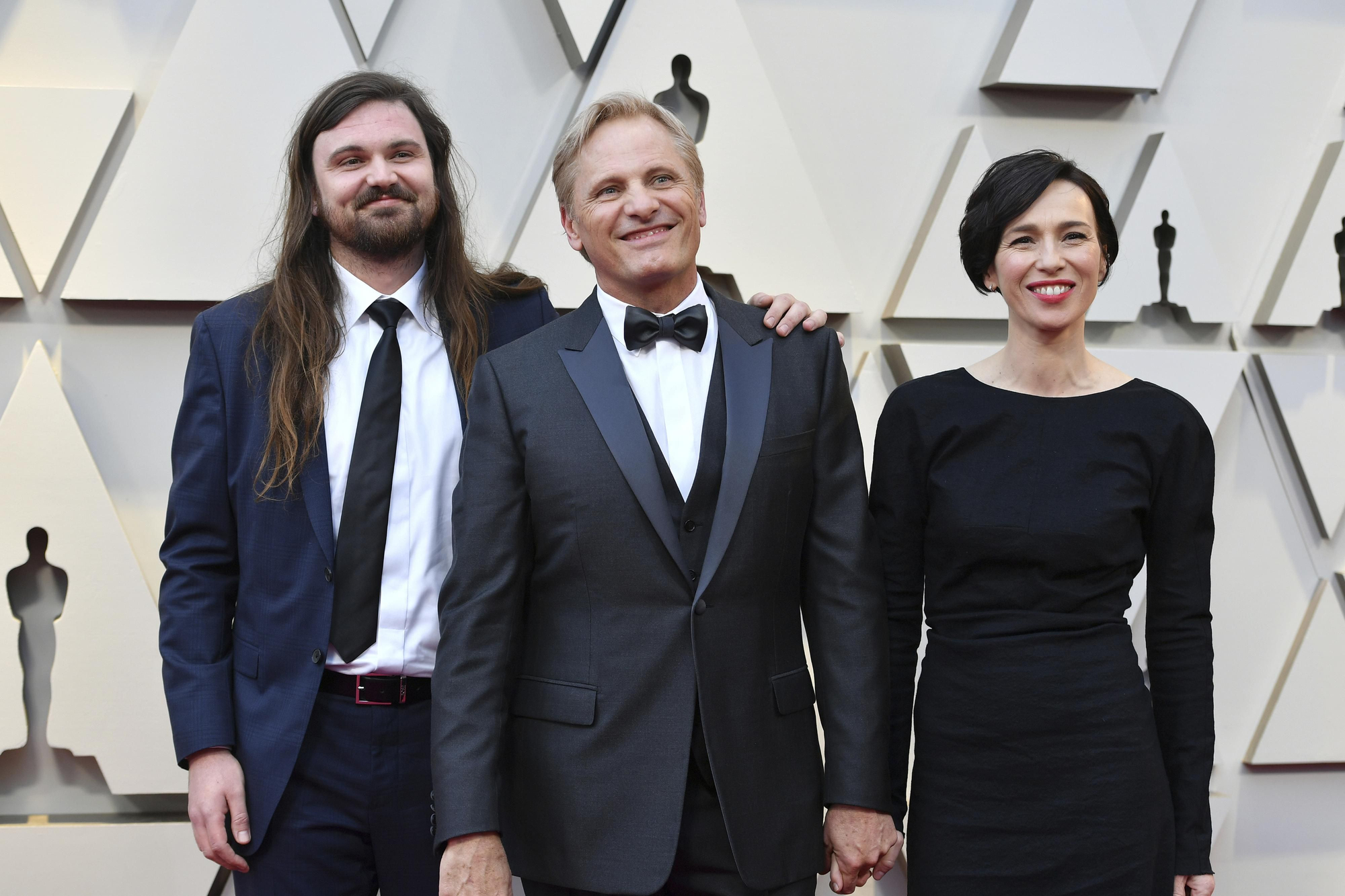 Henry Mortensen, Viggo Mortensen y Ariadna Gil