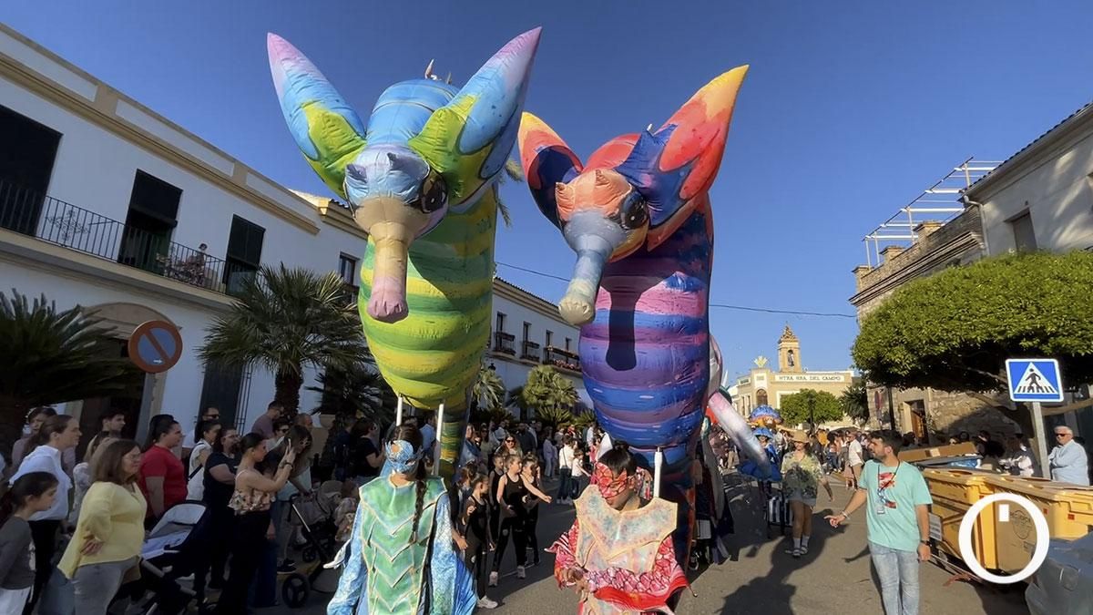 El mundo marino emerge en las Calles en Flor de Cañete