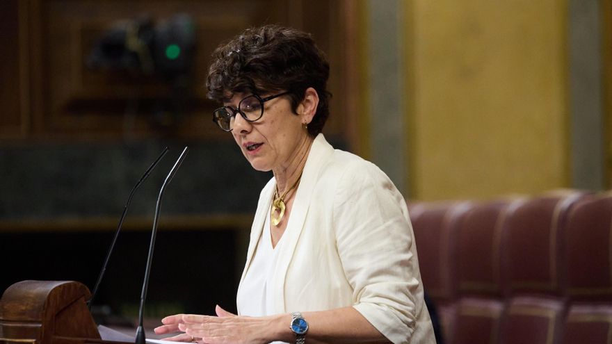 Archivo - La portavoz del PNV en el Congreso, Maribel Vaquero, durante un pleno extraordinario, en el Congreso de los Diputados, a 9 de julio de 2025, en Madrid (España).