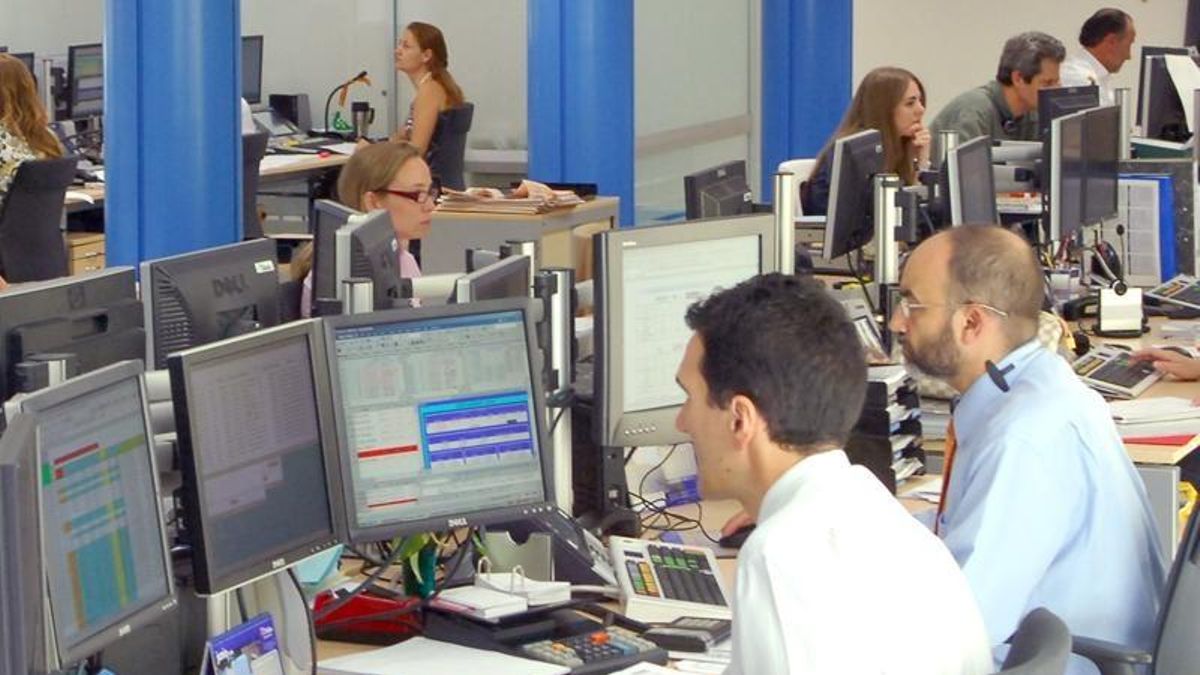 La rebaja del sueldo de los funcionarios costó a Hacienda 915 millones en 2011 por menores retenciones en IRPF