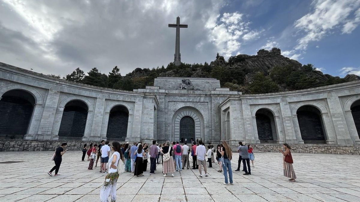 Ir al Valle de Cuelgamuros y no saber dónde estás: una visita por el mausoleo inexplicado de Franco