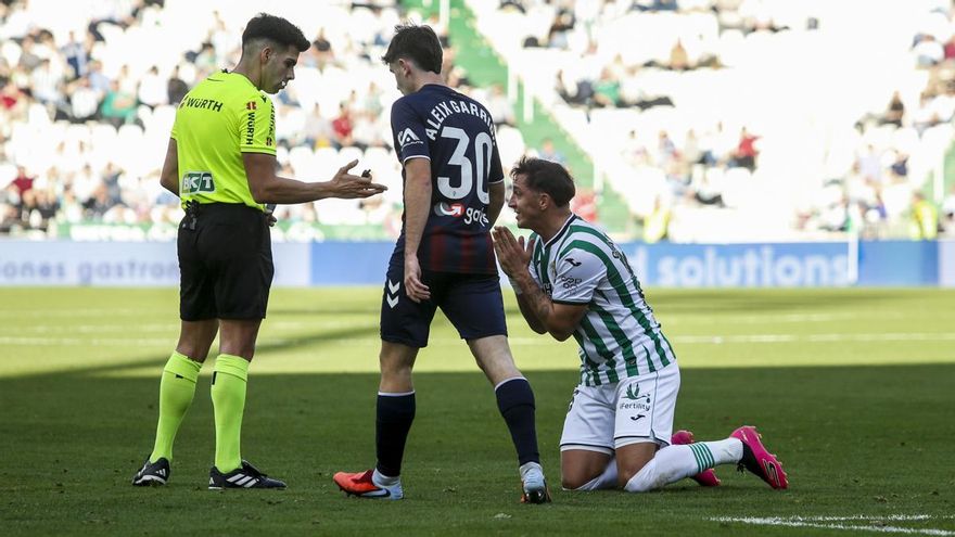 Las cinco claves del mal momento del Córdoba CF