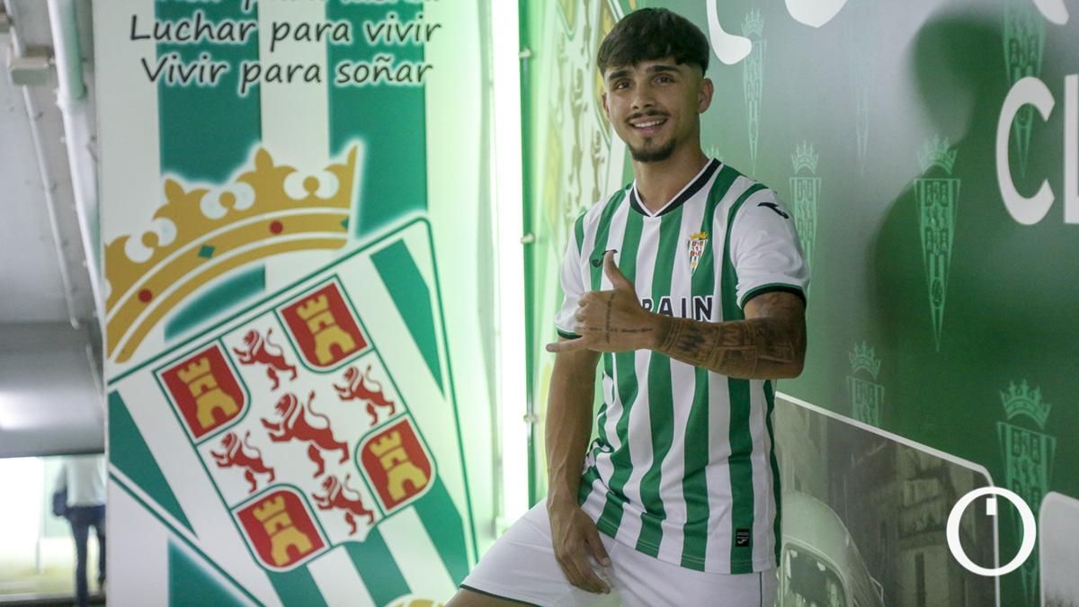 Kevin Medina: "Sé que tengo un fútbol de calle y eso le gusta a la gente"