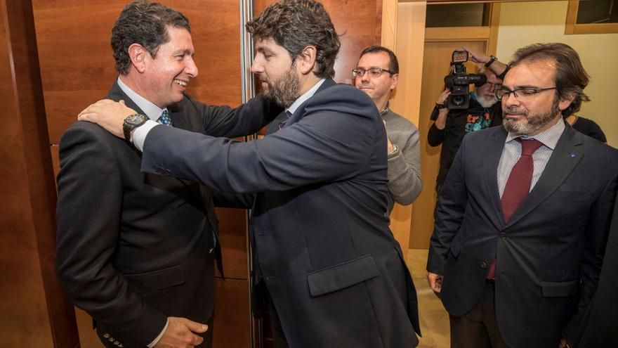 Tráfico de influencias, nombramientos a dedo y pliegos a medida: los delitos investigados en el Puerto de Cartagena