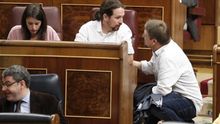 Iglesias, tras la aplicación del 155: "El bloque monárquico aleja aún más a Catalunya de España"