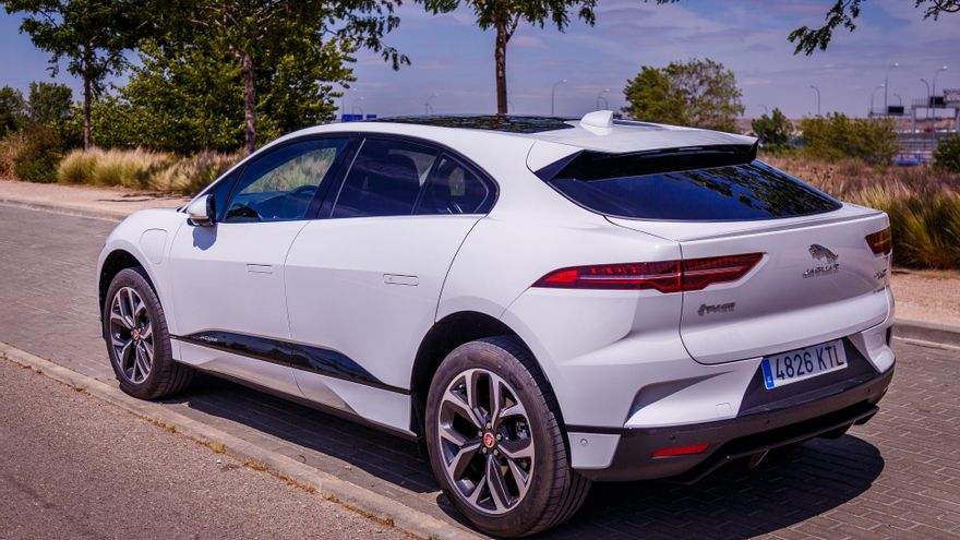 Jaguar I-Pace.