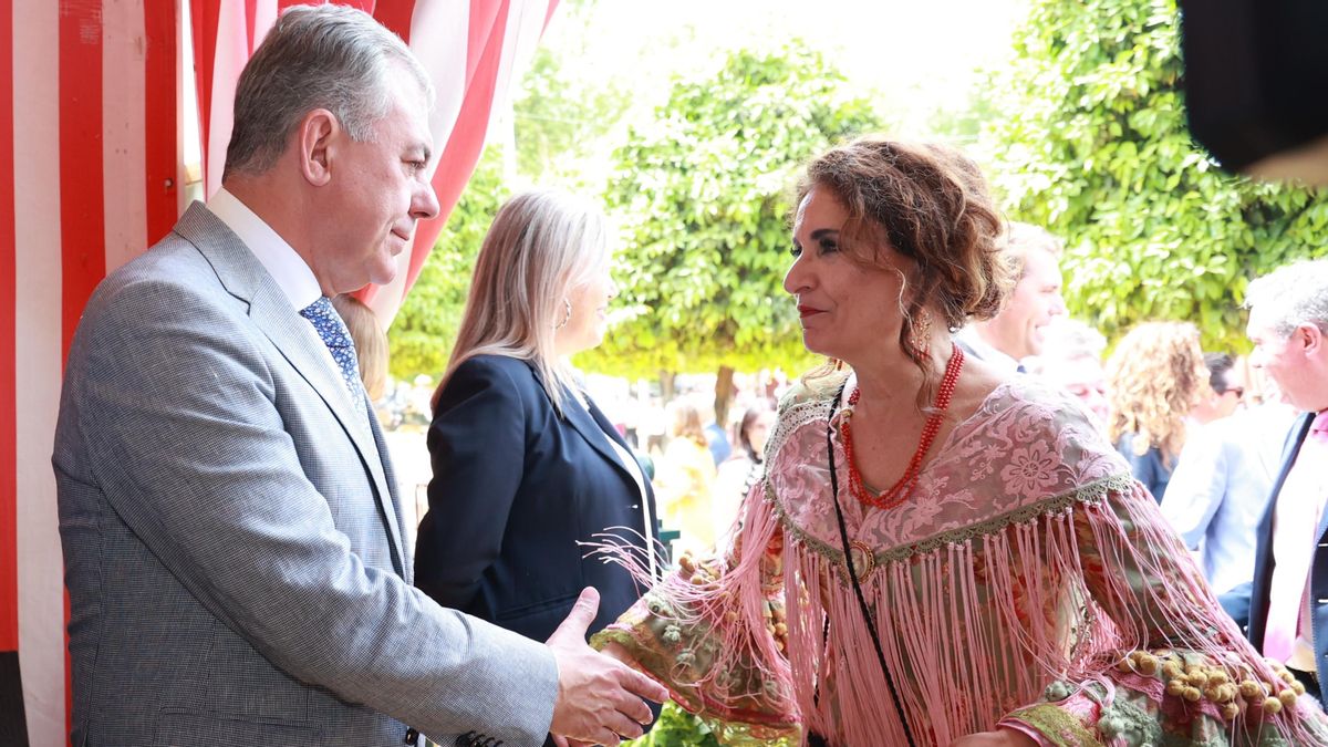El alcalde de Sevilla prevé ampliar la Feria en terrenos del Gobierno sin negociarlo antes y le culpa ya si no se hace
