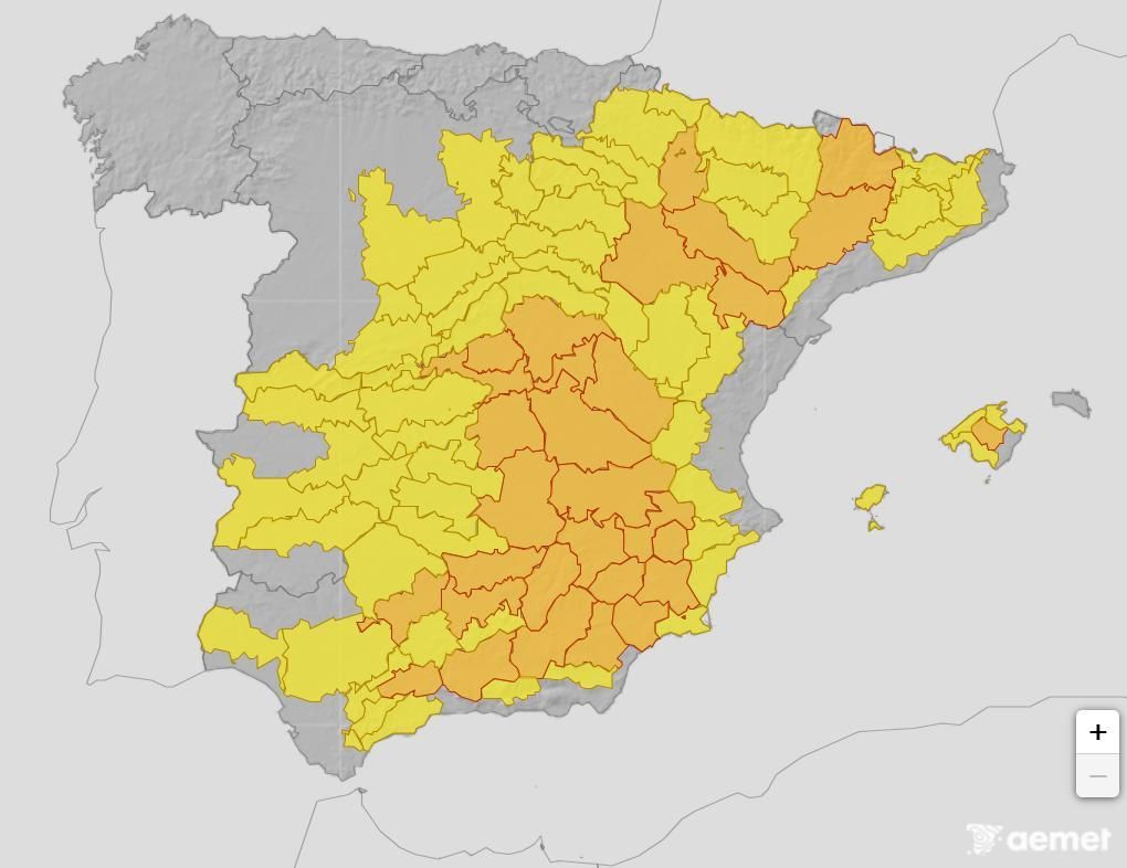 Mapa de alertar por calor activadas por la Aemet para el miércoles 22 de julio.