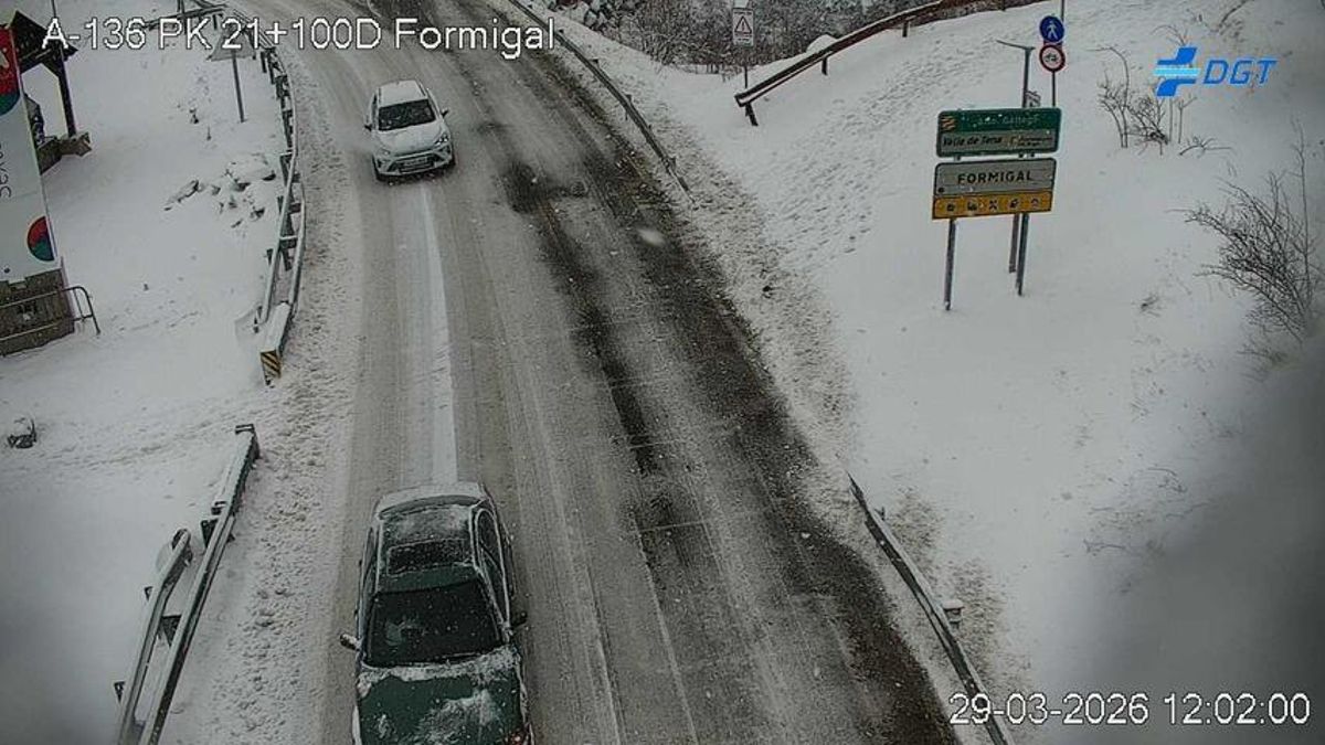 Temporal invernal en pleno inicio de Semana Santa: viento extremo y nieve complican el acceso al Pirineo aragonés