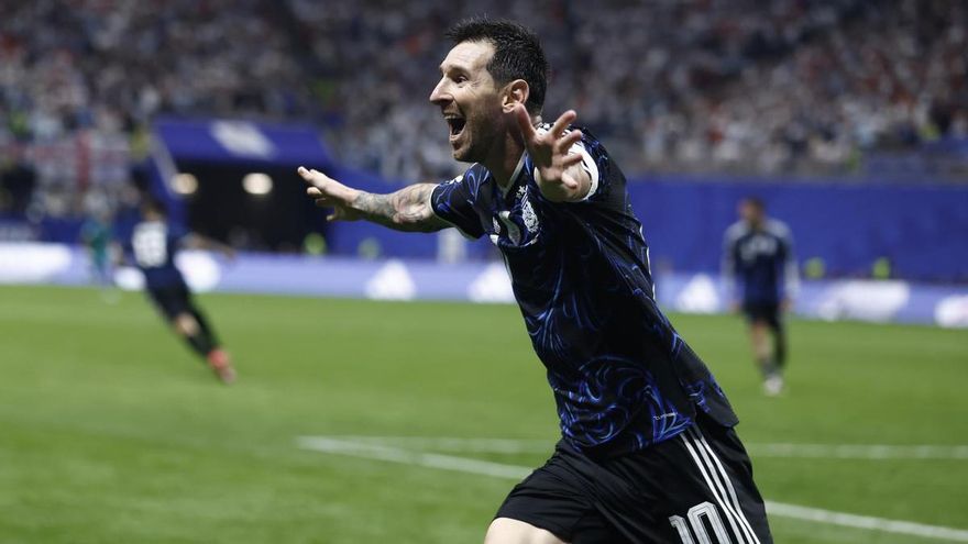 Argentina se impone 2-1 a Inglaterra y jugará la final con España el domingo