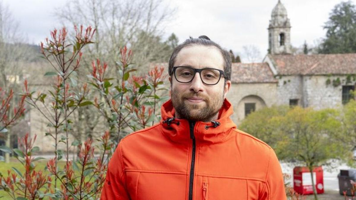 Yassid Ayyad, físico nuclear, sobre los bidones radiactivos frente a la costa: "Es imposible limpiar todo ese desaguisado"