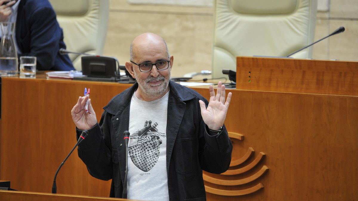 Unidas por Extremadura compara las cuentas de la Junta con 'Bienvenido, Mister Marshall' por los favores a las eléctricas