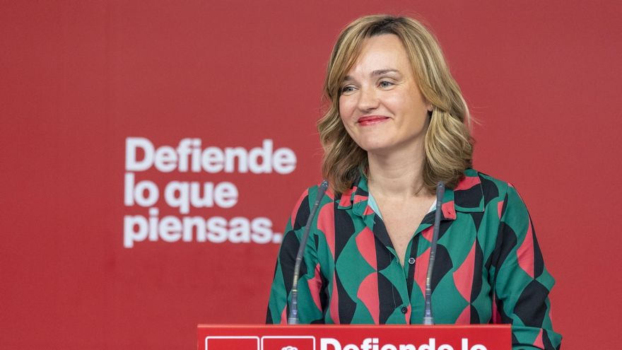 La ministra de Educación y Formación Profesional, Pilar Alegría, en una rueda de prensa este lunes en la sede del partido en Ferraz.
