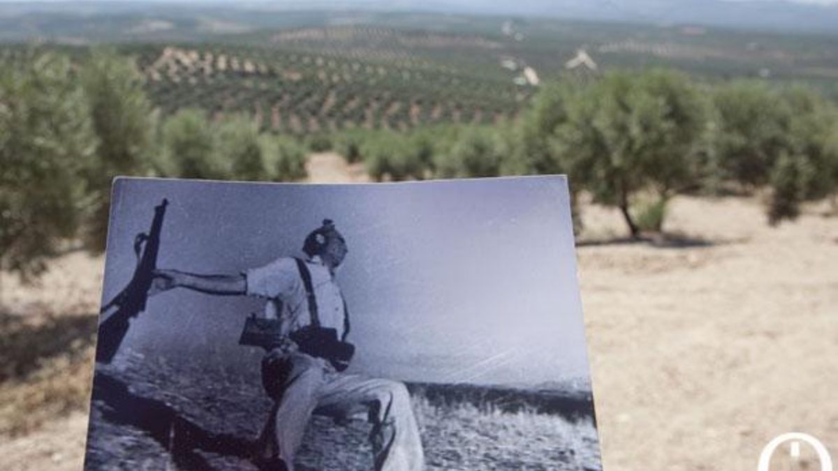 La foto más simbólica de Robert Capa, 'Muerte de un miliciano', en el lugar donde se tomó en Espejo.