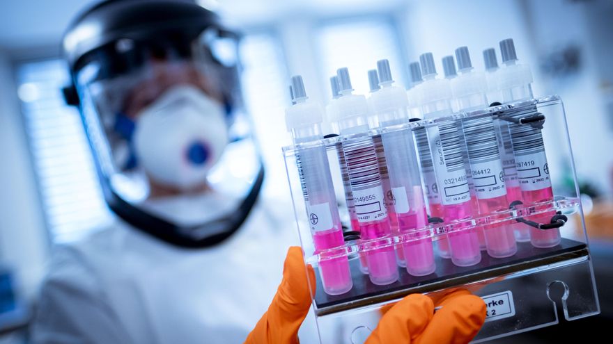 Tenerife lamenta cuatro muertes por COVID en una jornada que deja 76 contagios