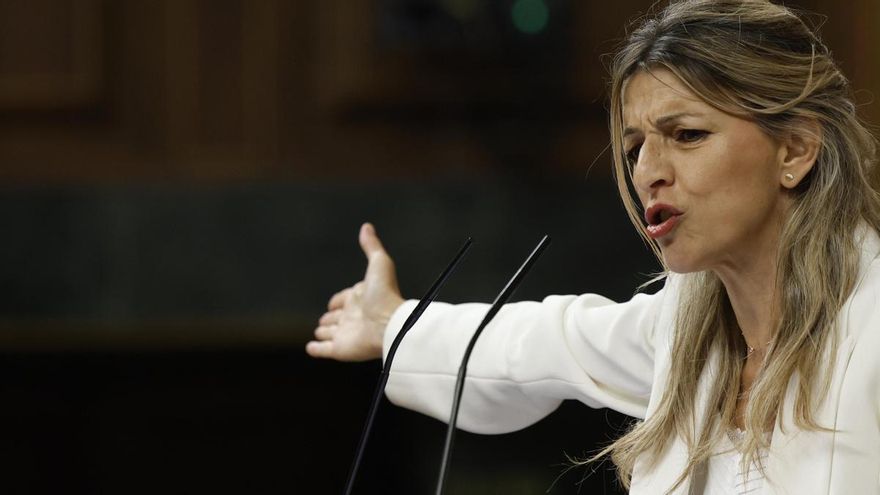La vicepresidenta segunda y ministra de Trabajo, Yolanda Díaz, interviene durante el pleno en el Congreso de los Diputados, este miércoles.