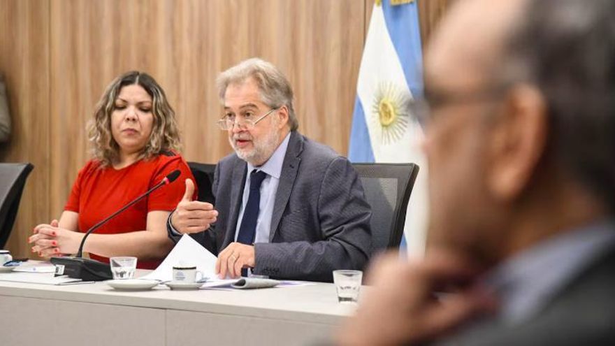 Con críticas internas y a Milei, renunció un diputado del bloque kirchnerista