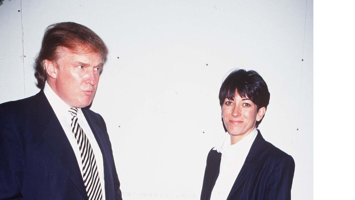 29/10/97 Nueva York. Donald Trump, con Ghislaine Maxwell.