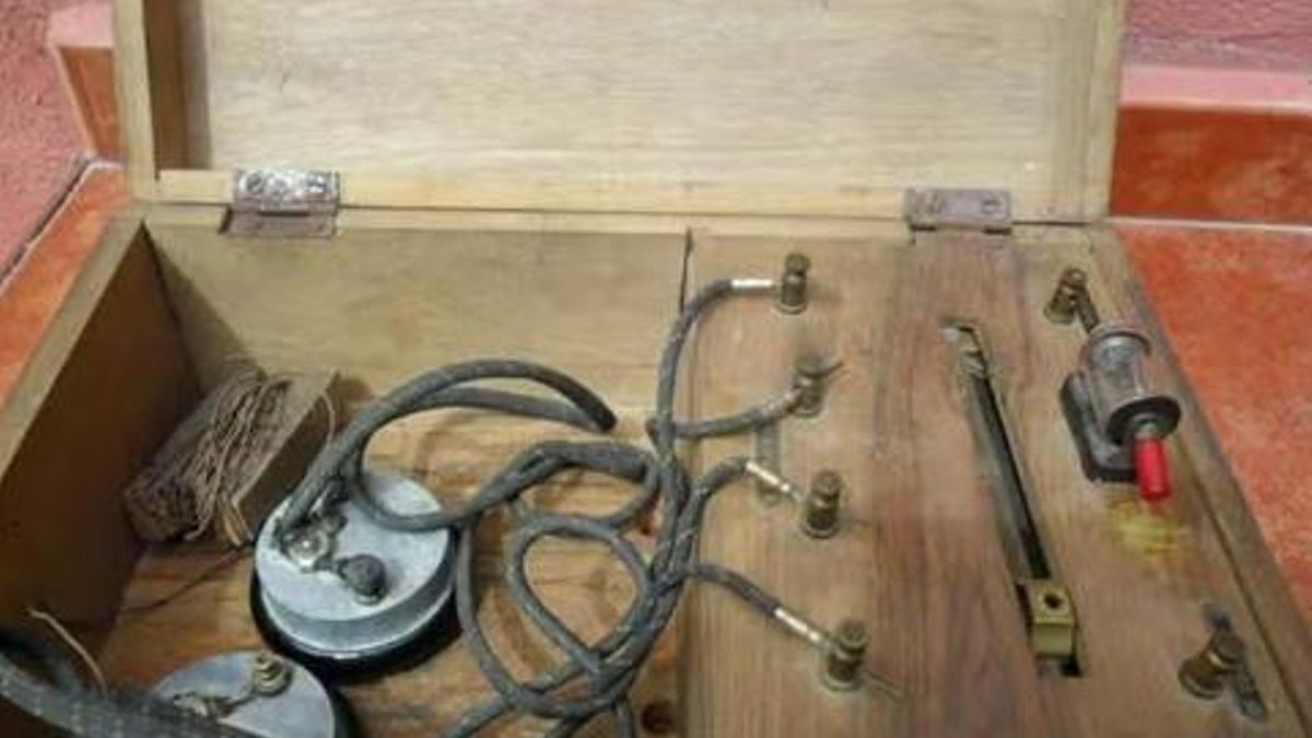 Lo que la detención del párroco de Tetuán nos cuenta sobre los inicios de la radio en España