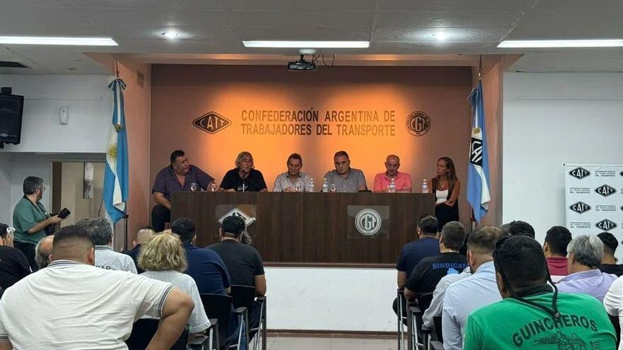 Gremios del transporte ratificaron el paro y la marcha del 24 de enero