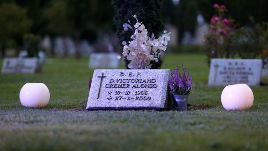 Carlos S. Campillo / ICAL Pase de prensa de las visitas culturales al Cementerio de León