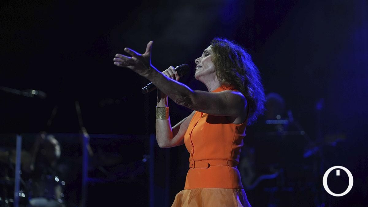 Concierto de Ana Belén en el teatro La Axerquía