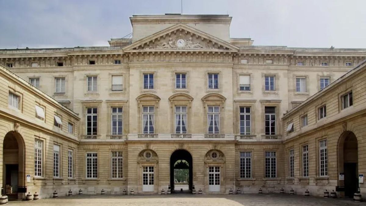 Ubicada en un precioso palacio neoclásico, es considerada la casa de la moneda más antigua del mundo
