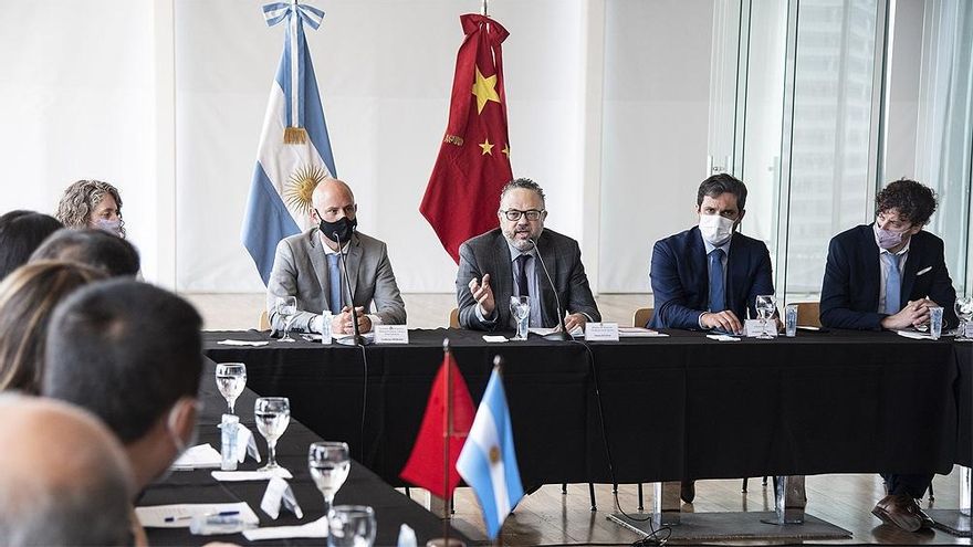 Presentaron un plan integral para beneficiar a 1.000 pymes que exporten a China