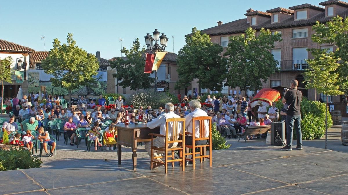 Gordoncillo celebra sus Fiestas de San Juan Degollado con cetrería, música y romería