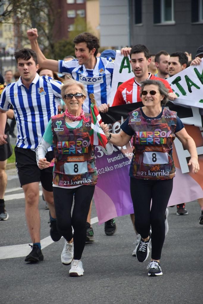 Así han sido los primeros kilómetros de la Korrika de 2024, en imágenes