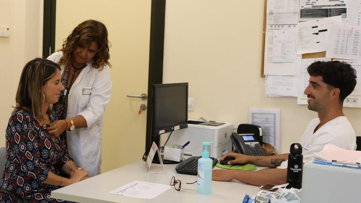 El SCS oferta el mayor número de plazas de formación sanitaria especializada de su historia, con un total de 492 para el curso 2026-2027