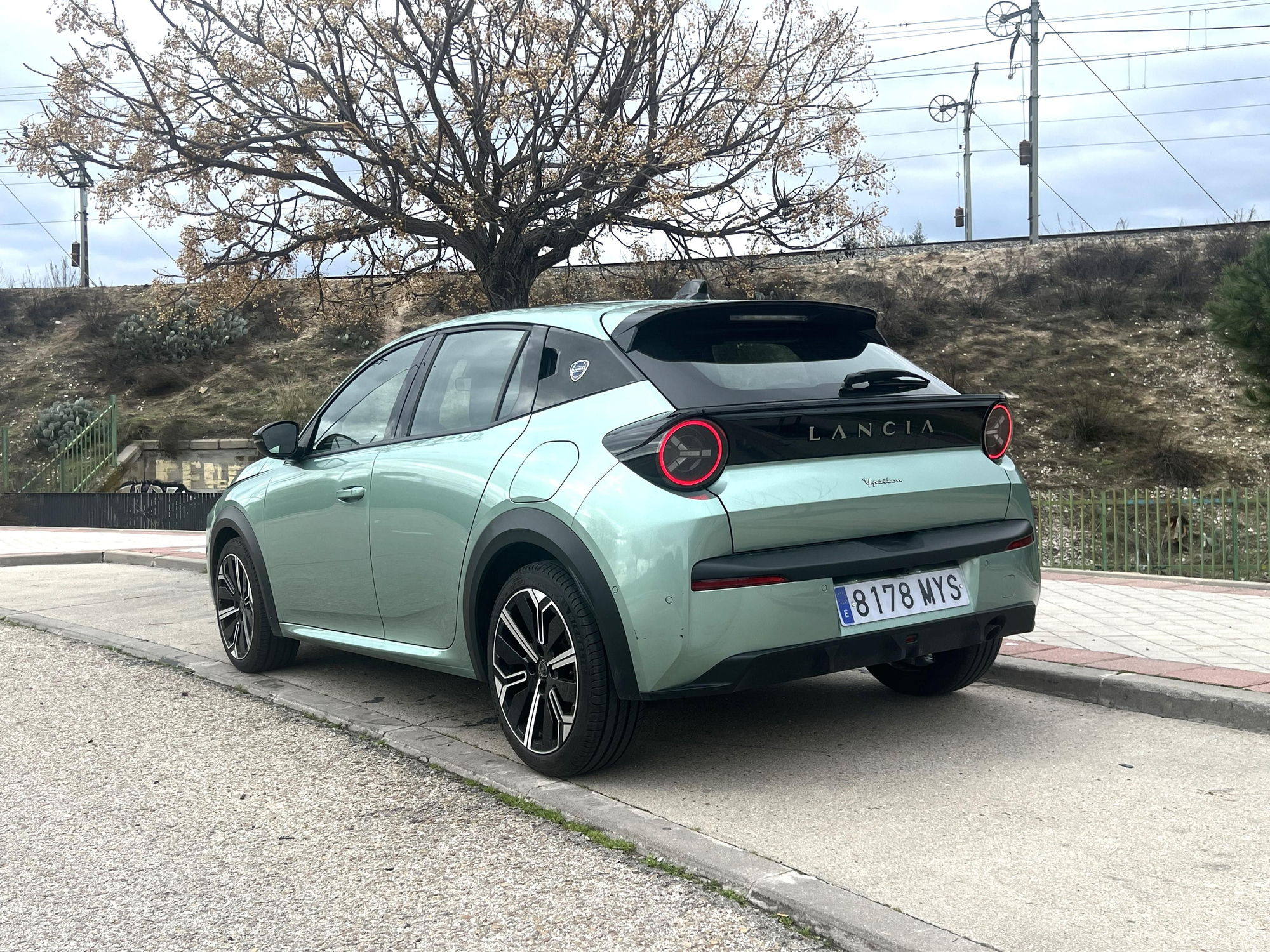 La zaga del modelo italiano se sale también de lo corriente.