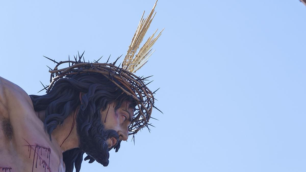 La salida de la Hermandad de la Conversión, en imágenes