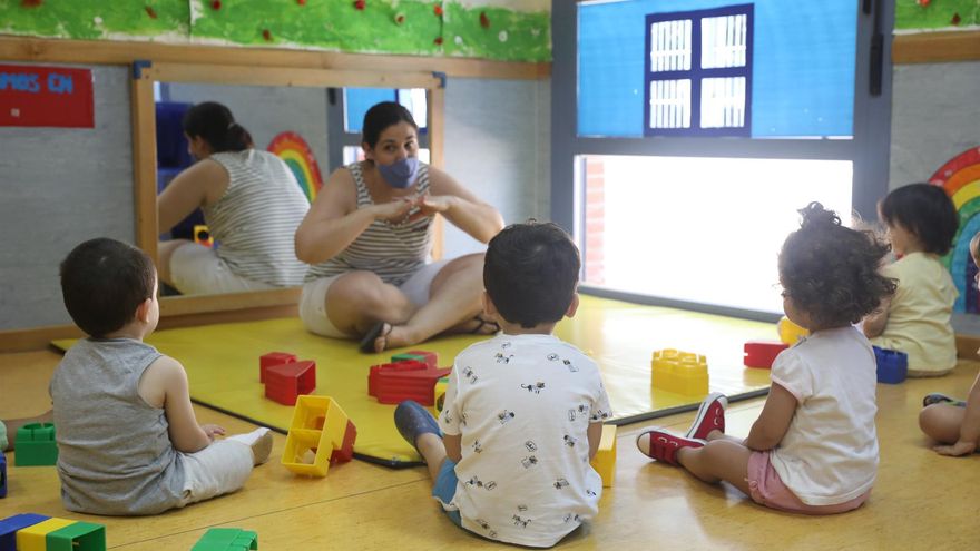 Canarias busca personal laboral para la implantación del primer ciclo de 0 a 3 en sus centros