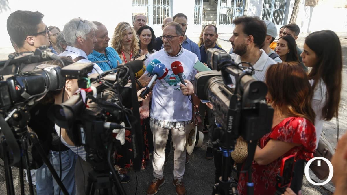 Concentración de protesta promovida y organizada por los sindicatos y las Mareas Blancas por la sanidad pública
