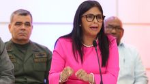 La vicepresidenta de Venezuela cogió un vuelo comercial para abandonar Madrid