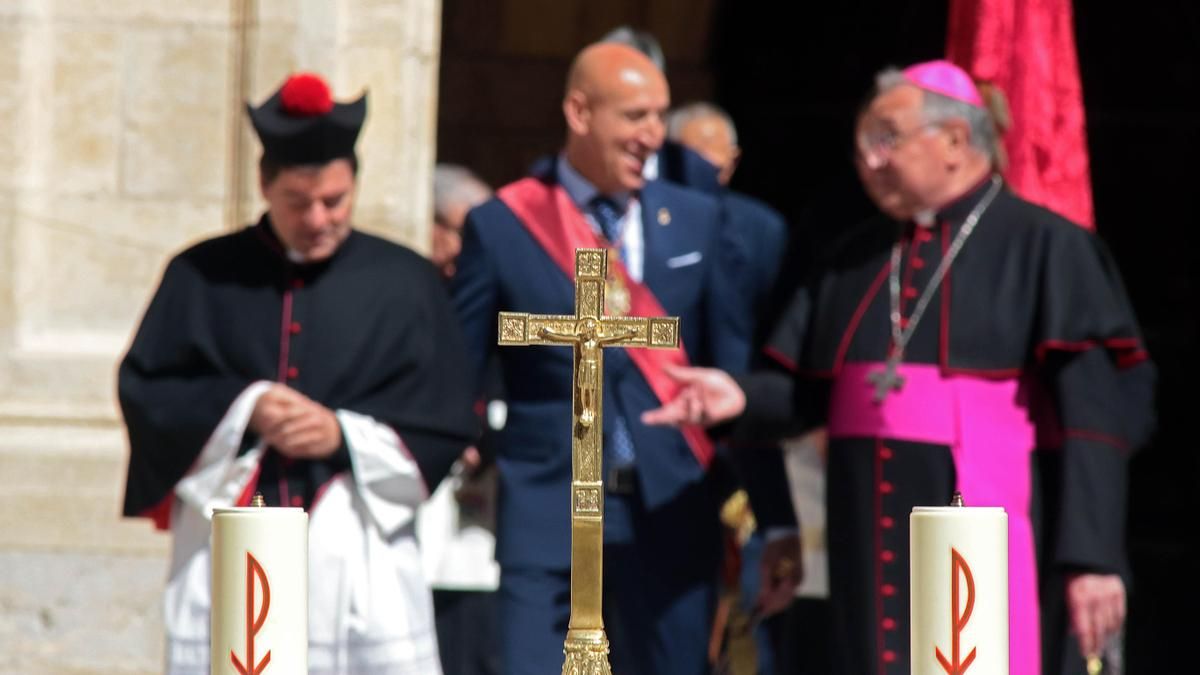 La contienda dialéctica del Cabildo de San Isidoro y el Ayuntamiento de León en Las Cabezadas concluye en empate
