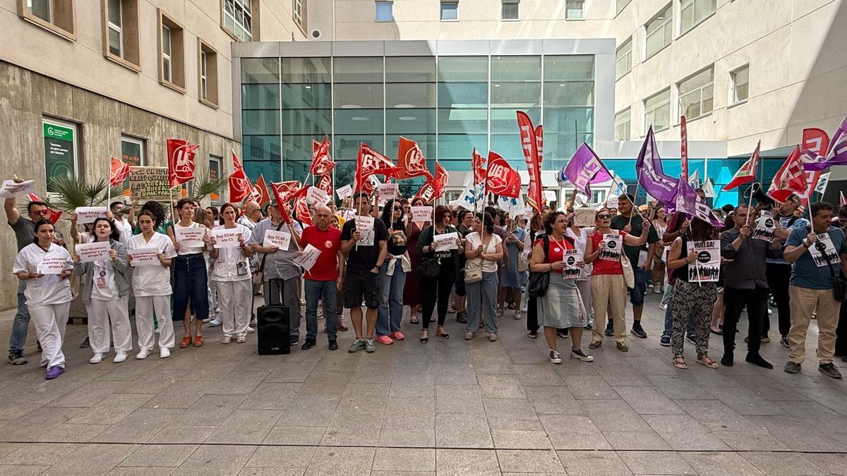 Técnicos Sanitarios reclaman el desbloqueo de su reclasificación: "Está obsoleta"