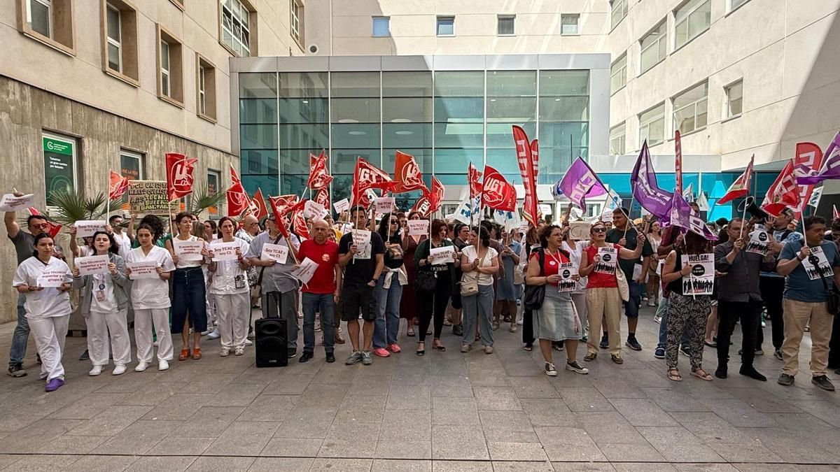 La sanidad riojana acuerda subir las guardias, elevar las categorías de TCAE y Técnicos y un plus de 100 euros para Enfermería