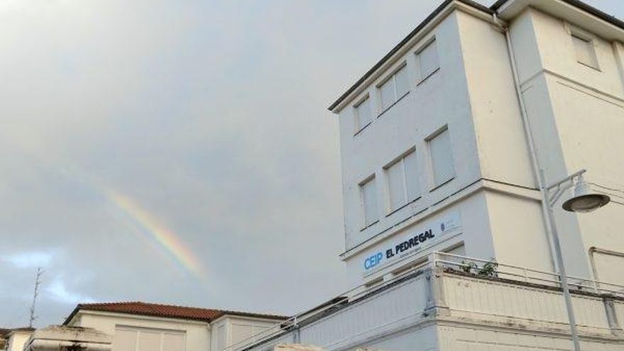 FAchada del CEIP El Pedregal.
