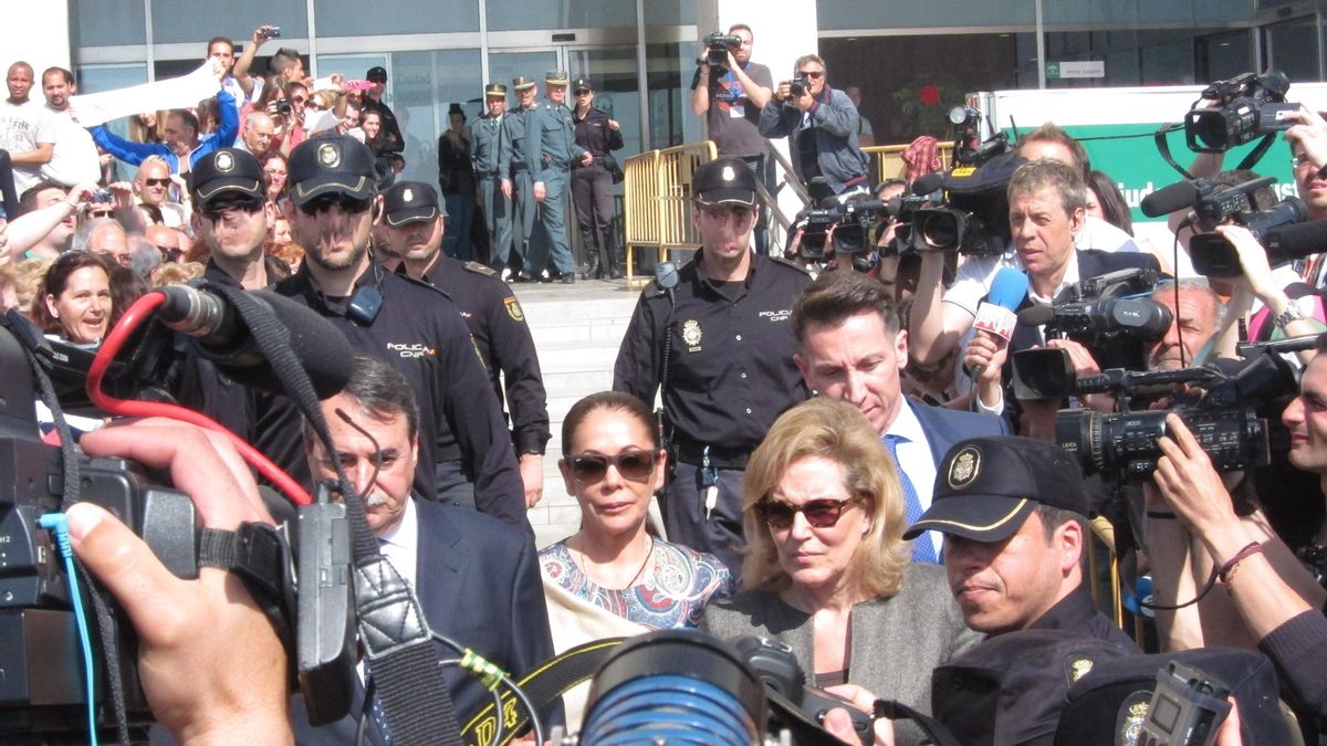 Pantoja facilitó sus sociedades para blanquear dinero de Muñoz sabiendo que era ilegal