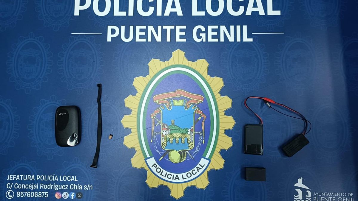 Le descubren una cámara y un pinganillo en el examen para recuperar puntos del carnet