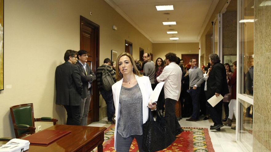 Chacón pide una "profunda reflexión" para "volver a ser" un PSOE "fuerte y unido": "No podemos seguir así"