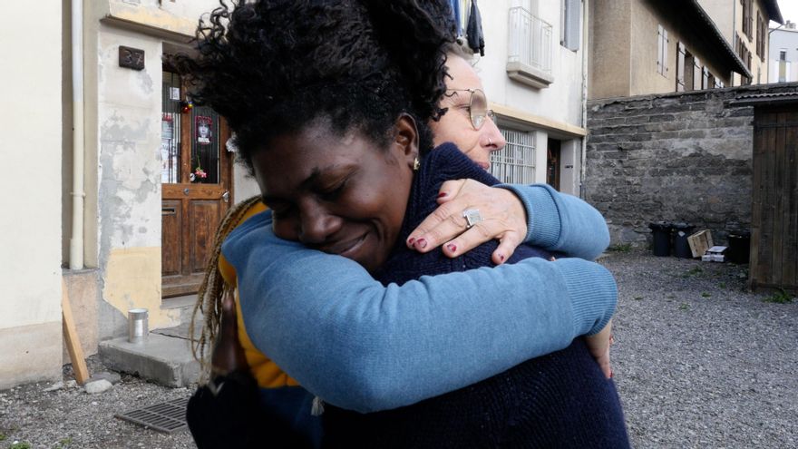 Briançon, el pequeño pueblo de los Alpes que acoge a migrantes para que no mueran congelados