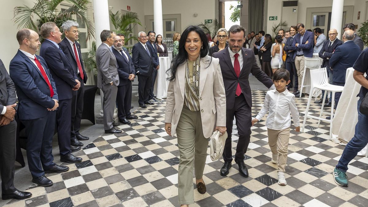 La embajadora y el cónsul, la tarde de este lunes en la recepción diplomática celebrada en Las Palmas de Gran Canaria.