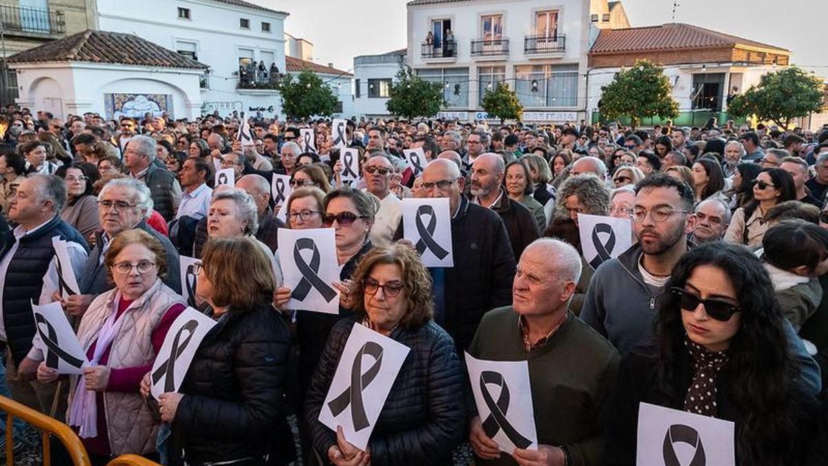 Hornachos exige "justicia y dignidad" para Francisca Cadenas tras nueve años de silencio y "maldad sin sentido"