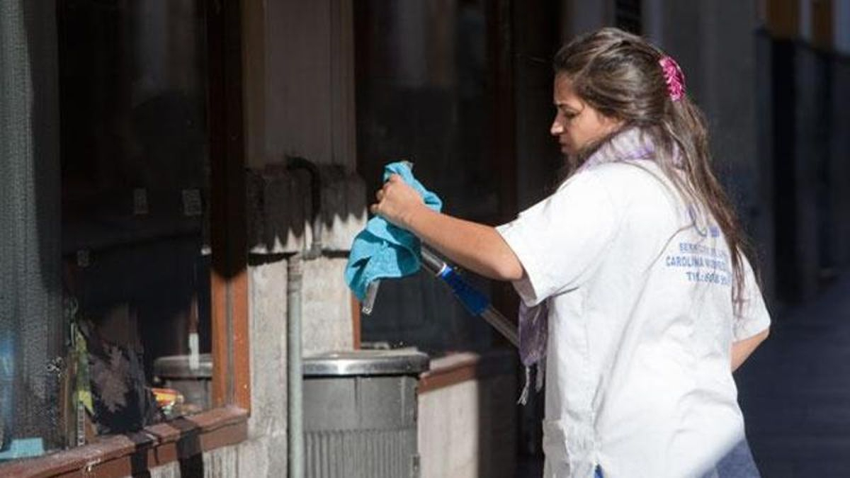 Una limpiadora en Córdoba