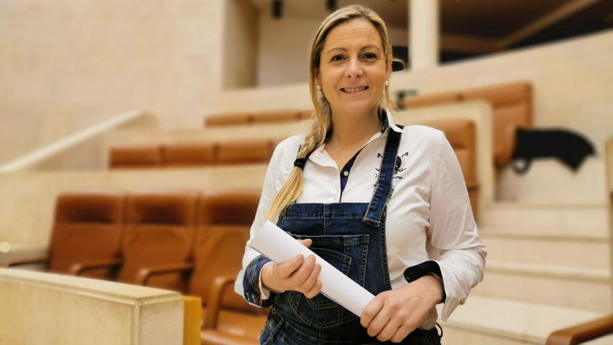 Marta García firmó un compromiso de abandonar los cargos públicos si cesaba su militancia en Ciudadanos